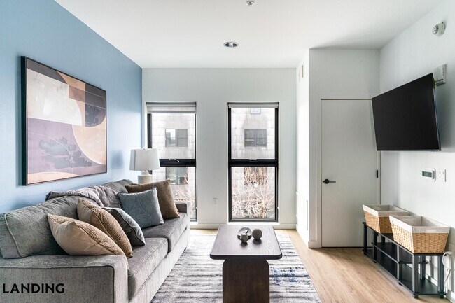 221 E Oak St, Unit 303 in Bozeman, MT - Building Photo - Building Photo