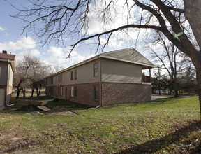 3535 Vine St in Lincoln, NE - Building Photo - Building Photo