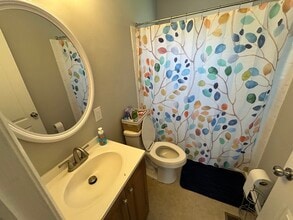 208 Hay St in High Point, NC - Building Photo - Building Photo