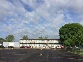 Tracy's Apartments in Point Pleasant, WV - Foto de edificio - Building Photo