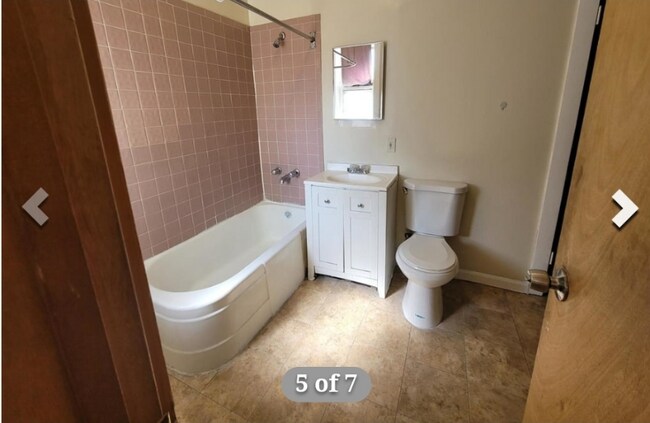 6725 S Clyde Ave in Chicago, IL - Building Photo - Building Photo