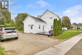 306 Seymour St in Amherstburg, ON - Building Photo - Building Photo