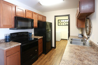 Kitty Hawk Apartments in Columbia, MO - Building Photo - Interior Photo