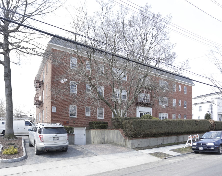 120 Archer Ave in Mount Vernon, NY - Building Photo