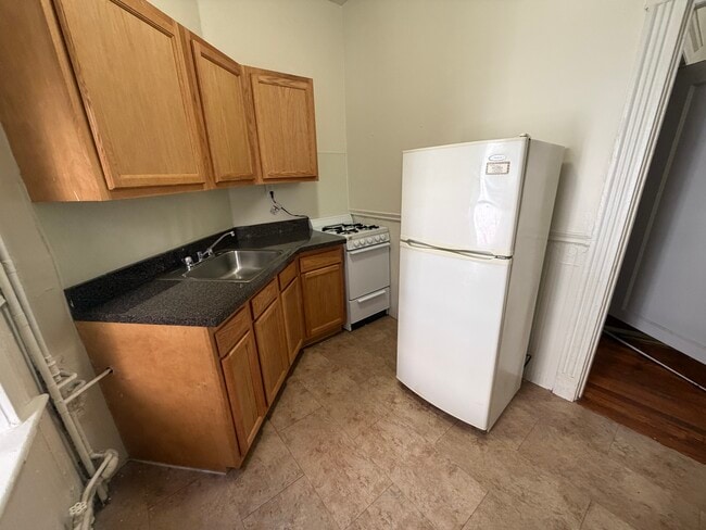 25 Walbridge St, Unit 4
