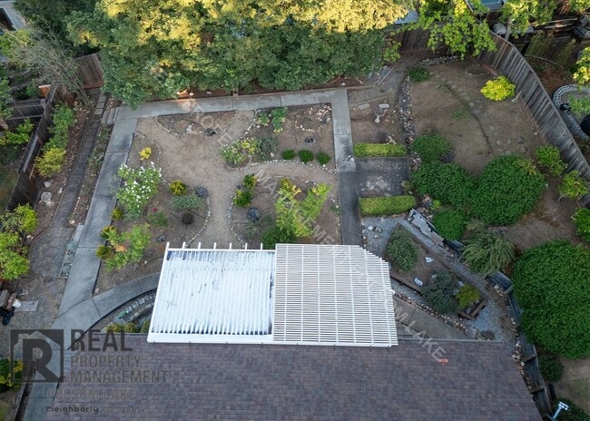 105 Wilson Ct in Folsom, CA - Building Photo - Building Photo