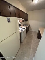 2706 Chickasaw Ave in Louisville, KY - Building Photo
