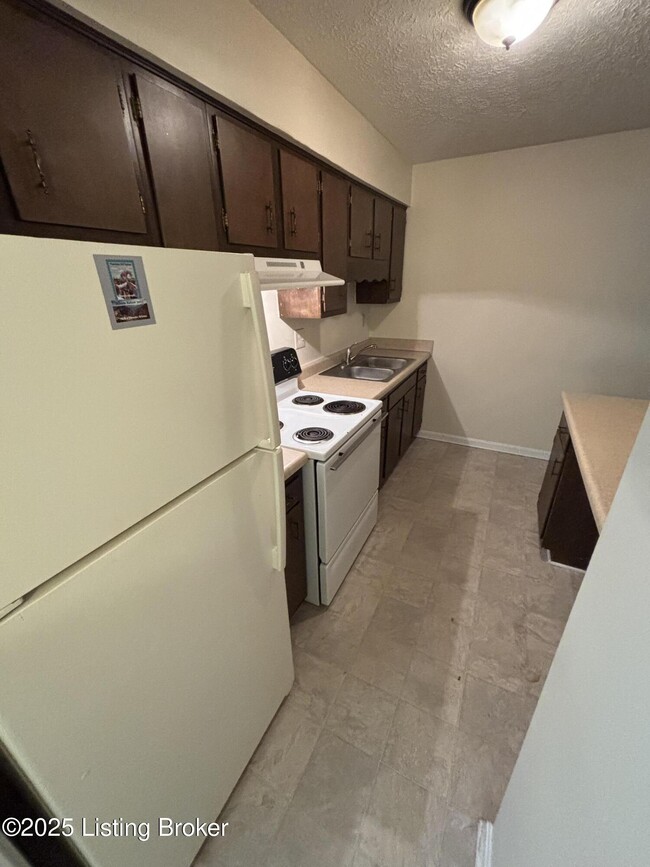property at 2706 Chickasaw Ave