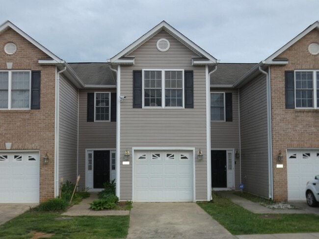 35090 Sara Ct