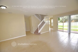 5301 Island Gypsy Dr in Greenacres, FL - Building Photo - Building Photo