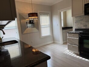 38 Russell St in Malden, MA - Building Photo - Building Photo