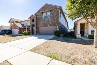 9611 Adeel Dr in Killeen, TX - Building Photo - Building Photo