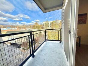 385 S 400 E in Salt Lake City, UT - Building Photo - Building Photo