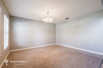 2401 Foxhollow Rd in Tavares, FL - Building Photo - Building Photo