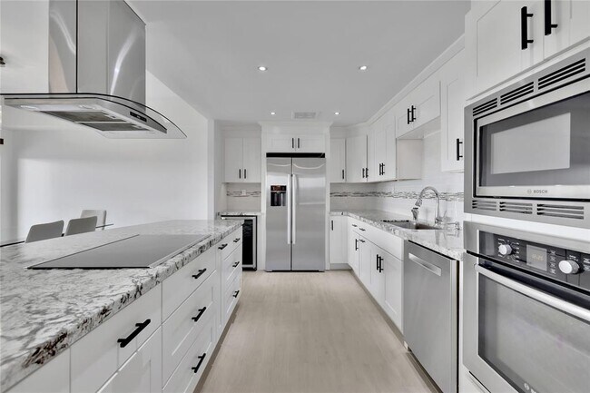 property at 2001 Holcombe Blvd