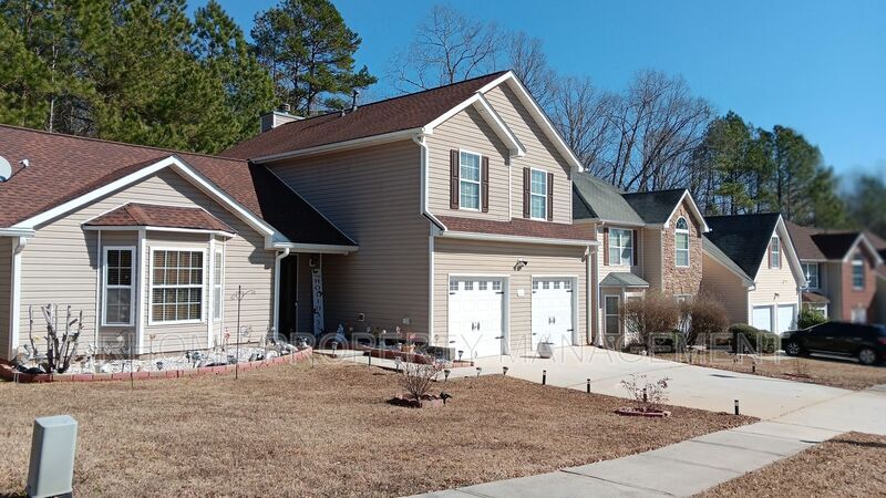 5025 Bridle Point Pkwy in Snellville, GA - Building Photo