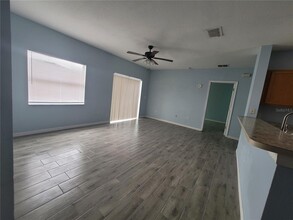 820 Colville Dr in Kissimmee, FL - Building Photo - Building Photo