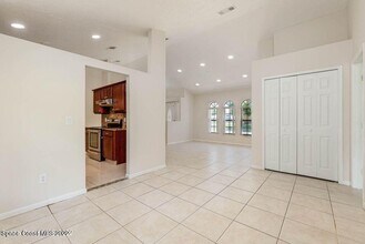 1040 Big Horn Cir NW in Palm Bay, FL - Building Photo - Building Photo