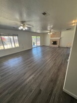 557 W Donna Dr in Merced, CA - Building Photo