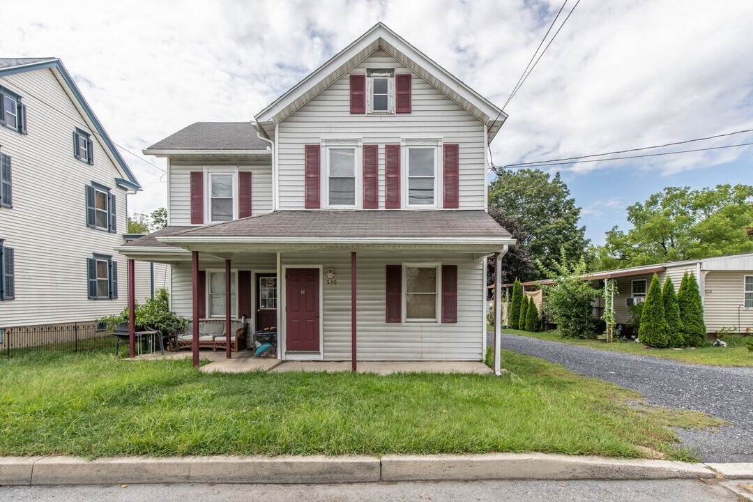 520-530 Washington St in Walnutport, PA - Building Photo
