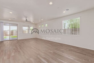 3320 W Dunbar Dr in Phoenix, AZ - Building Photo - Building Photo