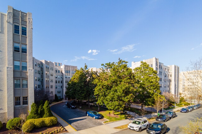 Woodley Park Towers