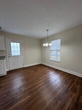 106 12th St in Grottoes, VA - Building Photo - Building Photo