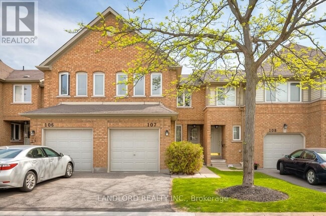 property at 2555 Thomas St
