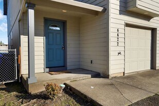 4422 Remington Pl NE in Salem, OR - Building Photo