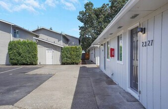2319-2347 Lee St SE in Salem, OR - Building Photo - Building Photo