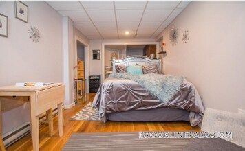 1029 Beacon St in Brookline, MA - Building Photo - Building Photo