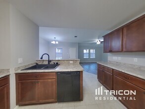 413 Azalea Dr in Nevada, TX - Building Photo - Building Photo