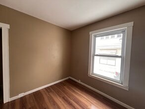 2518 Hermansau St in Saginaw, MI - Foto de edificio - Building Photo