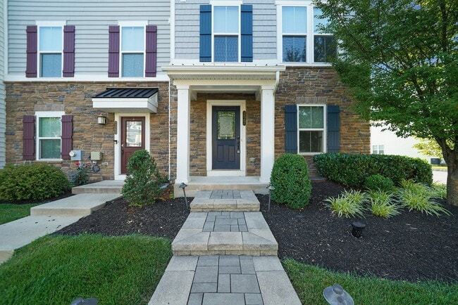 property at 227 Quarry Point Rd