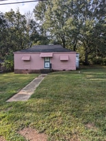 845 Combs St in Jackson, MS - Building Photo