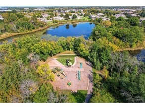 5505 Orleans Ln N in Plymouth, MN - Building Photo - Building Photo