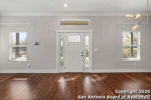 103 Sample St in San Antonio, TX - Building Photo - Building Photo