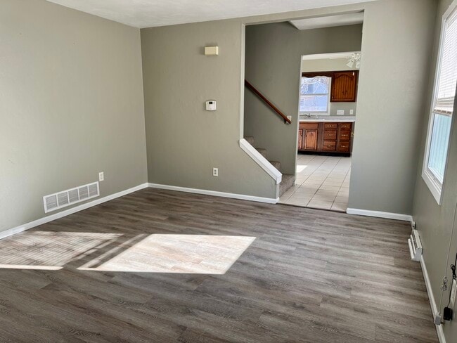 3513 W 31st St, Unit 3513 in Davenport, IA - Building Photo - Building Photo