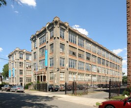 16-30 Arbor St in Hartford, CT - Building Photo - Building Photo