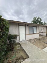 10742 Railroad Ave in Armona, CA - Building Photo
