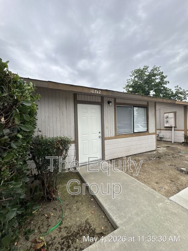 property at 10742 Railroad Ave