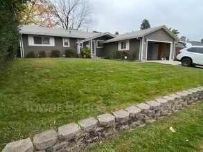7445 Midiron Dr in Fair Oaks, CA - Building Photo - Building Photo