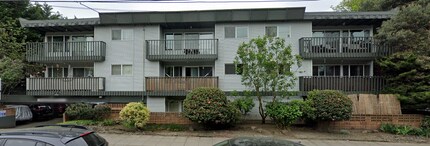 Golden Inca Apartments in Seattle, WA - Foto de edificio - Building Photo