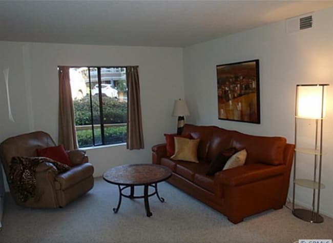 22193 Center Pointe in Lake Forest, CA - Building Photo - Building Photo