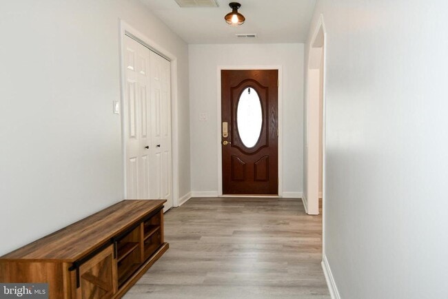 10049 Meleen Dr in Faulkner, MD - Building Photo - Building Photo