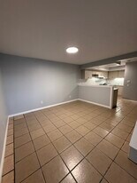 516 Pearl St, Unit 2 in Vevay, IN - Building Photo