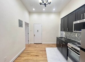 1603 Yates Ave in Bronx, NY - Building Photo - Building Photo