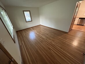 1746 Oakwood Dr in Shoreview, MN - Building Photo - Building Photo