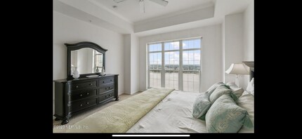 400 E Bay St, Unit PH 4 in Jacksonville, FL - Foto de edificio - Building Photo