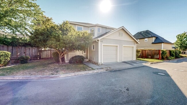 4732-4736 Starbuck Ave in Santa Rosa, CA - Building Photo - Building Photo